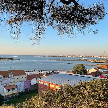 Seixal Bay House!! Apartment *